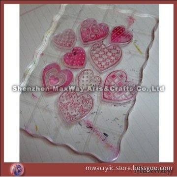 Elegant Personalized Transparent Acrylic/Perspex Coaster/Tray with Heart-shaped Grave